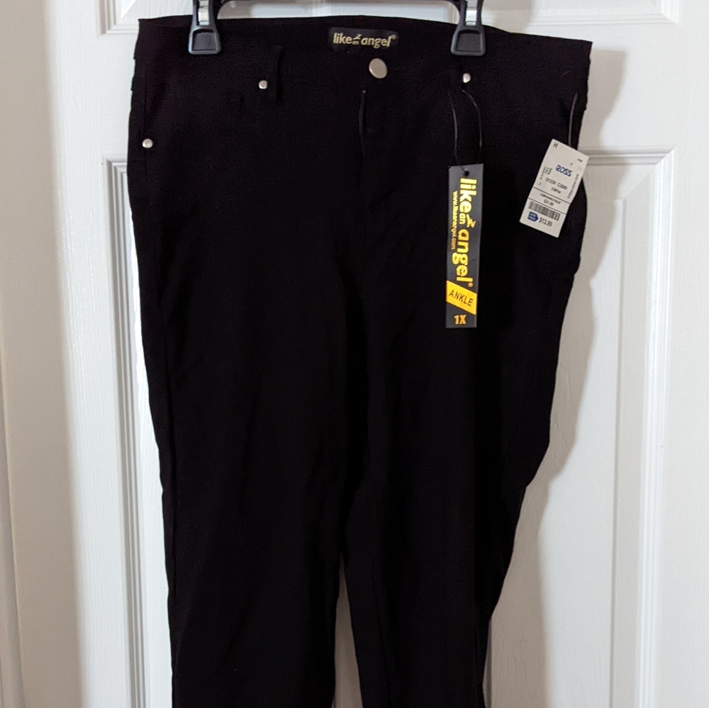 Black ankle pants size 1X